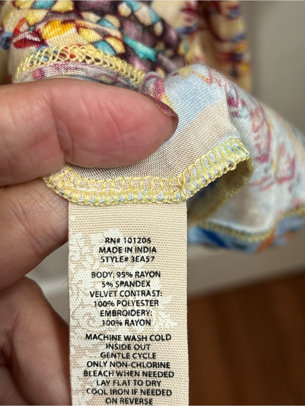 Soft Surroundings Embroidered Tunic Top Bell Sleeve Bohemian Blouse Size Mp, EUC - Picture 6 of 7